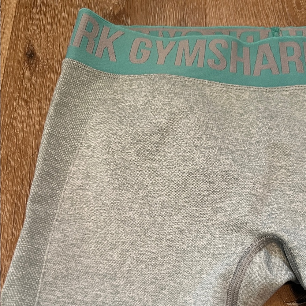 Gymshark Women’s Light Green Leggings Large - Picture 2 of 11